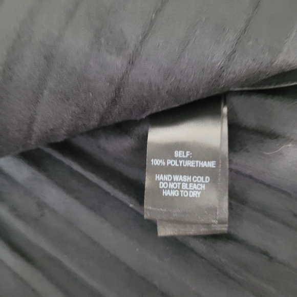 Lulus Faux Leather Skirt Size M - Picture 7 of 8